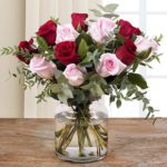 Buy Red & Pink Roses | Mix Bunch of Flowers Bouquet | Online Flower Delivery in Bangalore | JF