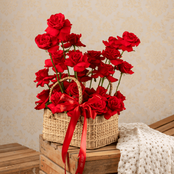 A Basket of Love: Valentines Gift Box – Perfect for Romantic Surprises